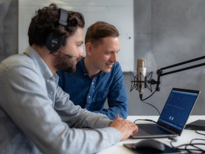 Deepfake‑audio erkennen: einfache techniken für journalistinnen und podcaster